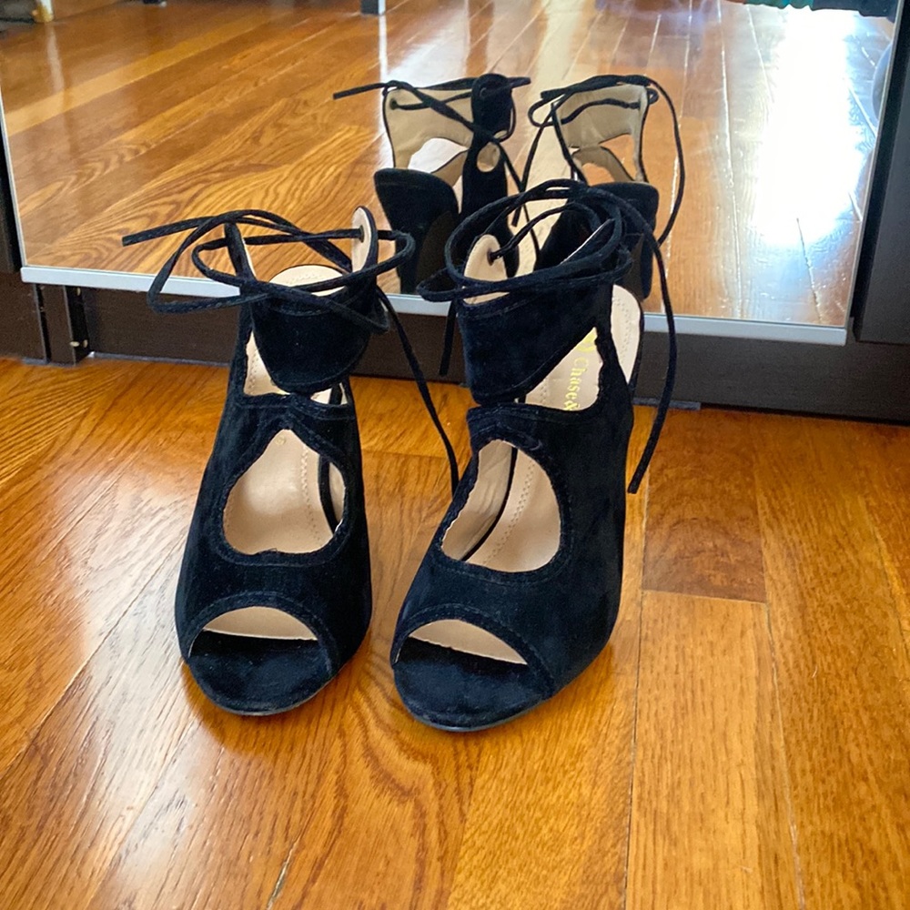 Black velvet heels